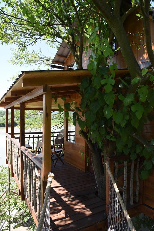 Holiday Home Kucica Na Drvetu Banja Koviljaca Bagian luar foto