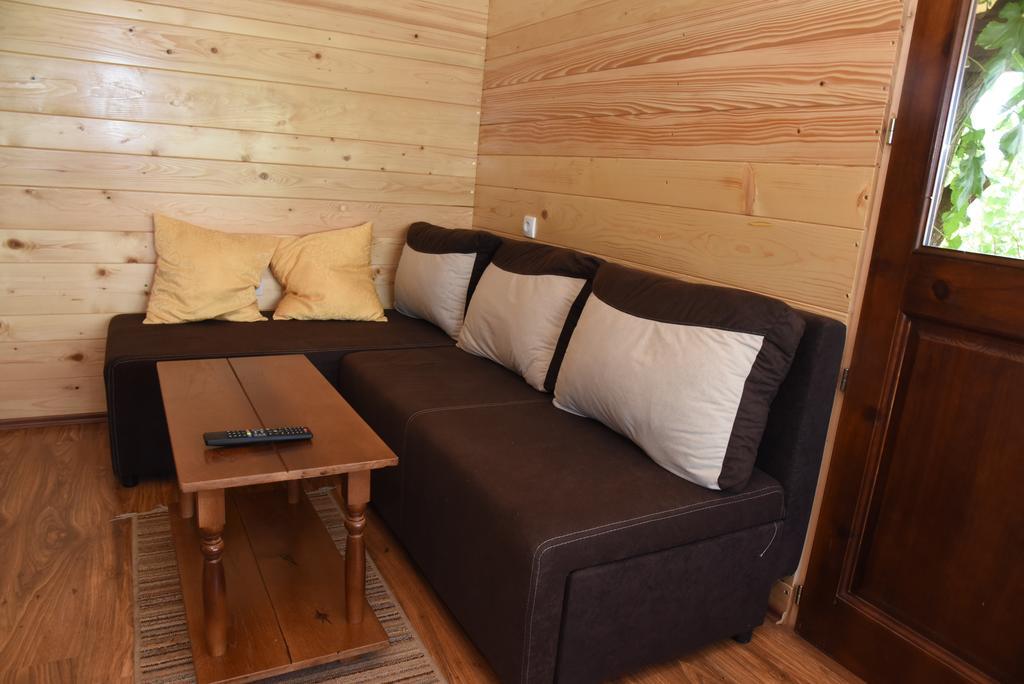 Holiday Home Kucica Na Drvetu Banja Koviljaca Bagian luar foto