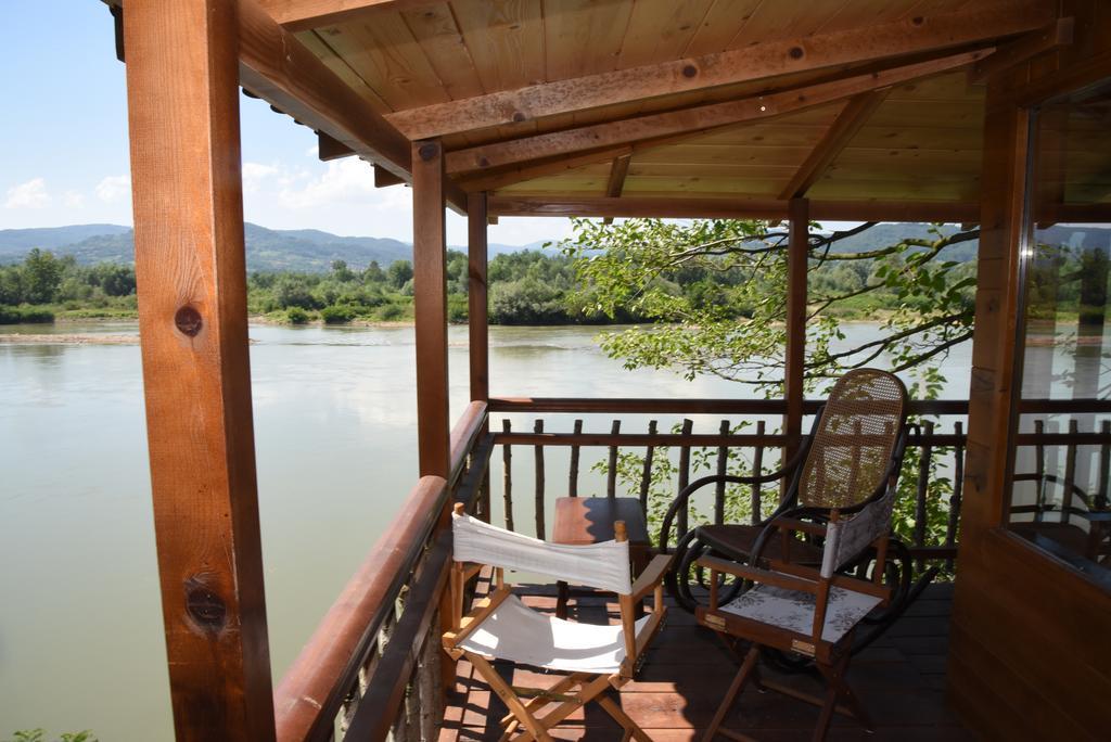 Holiday Home Kucica Na Drvetu Banja Koviljaca Bagian luar foto