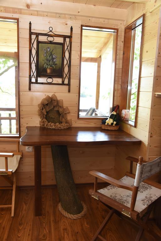 Holiday Home Kucica Na Drvetu Banja Koviljaca Bagian luar foto